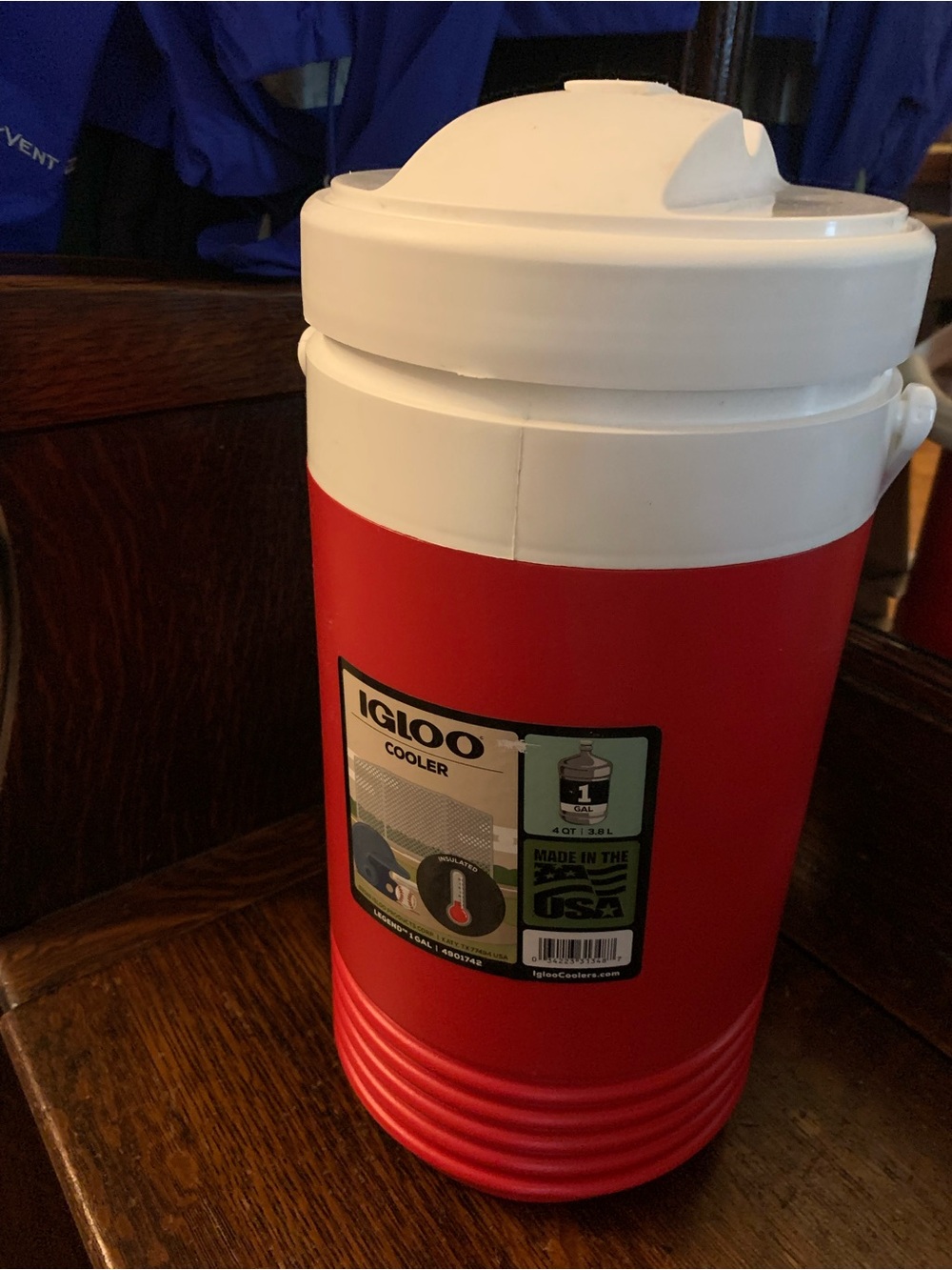 Igloo Red and White Insulated Beverage Cooler